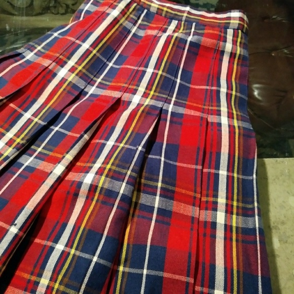 Gorgeous Vintage Plaid Pleated Long Skirt - Picture 6 of 8